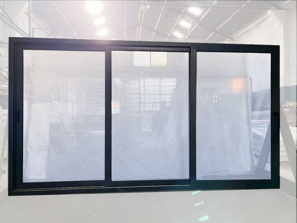 Imagen de VENTANA PVC-DVH,CORREDIZA 3 HOJAS DE 325X180CM - MEDGC325180