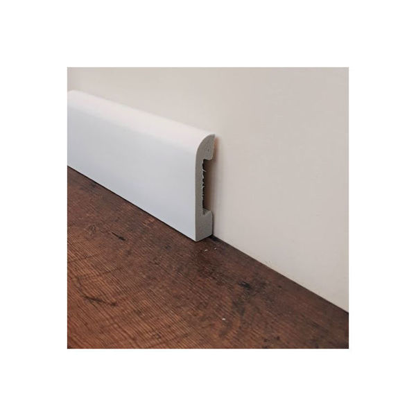 Imagen de Zócalo de 7 cms, curvo - Poliestireno rígido blanco - PRECIO POR UNIDAD DE 2.85 MTS.